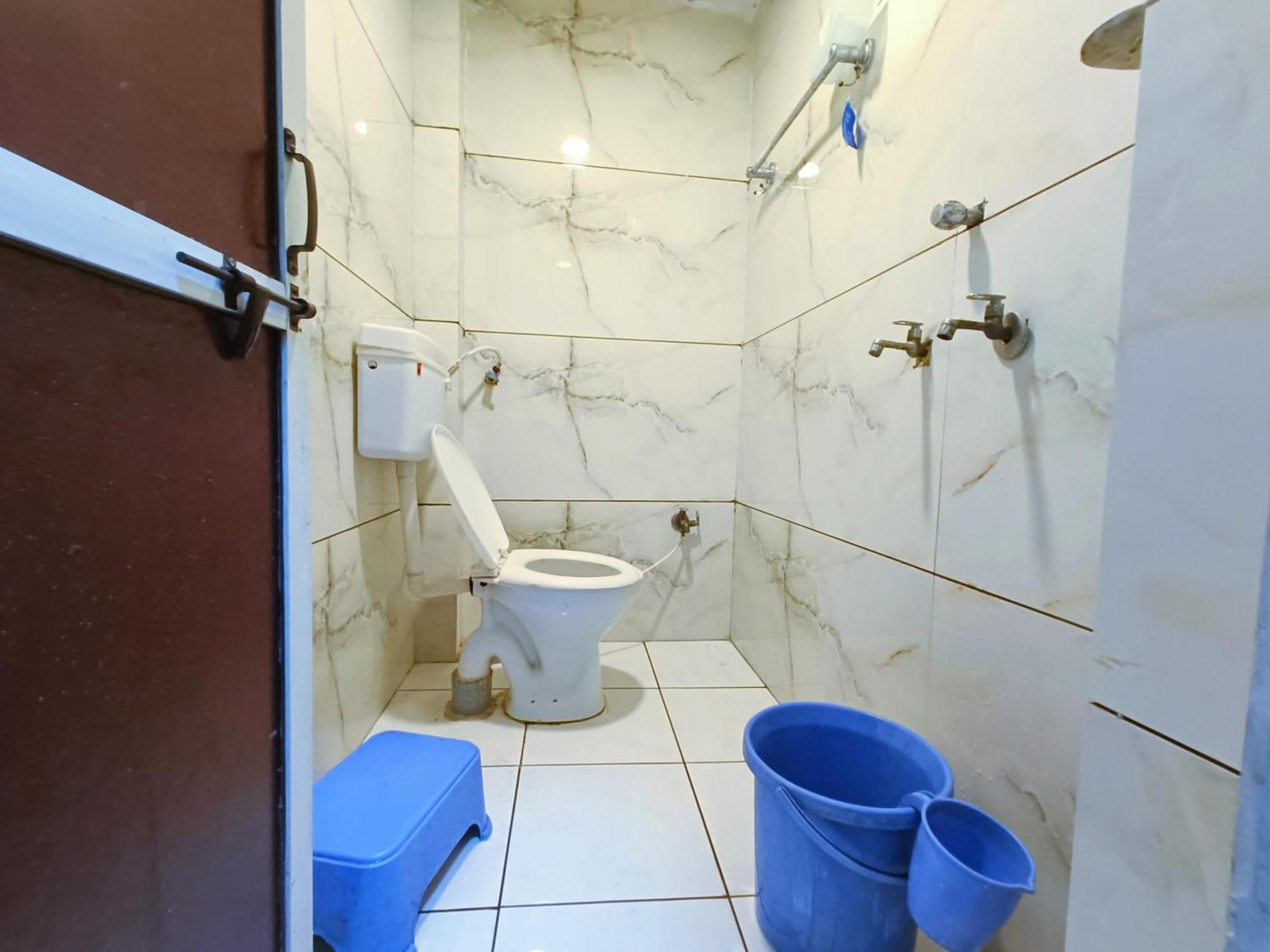 Hotel S Tower Ujjain Ngoại thất bức ảnh